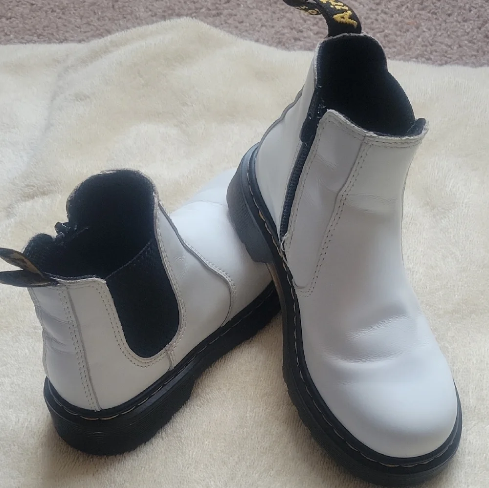 Dr. Martens Black Leather Boots For girls